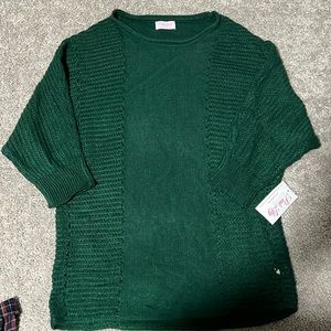 Pink Lily NWT green sweater